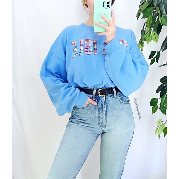 Vintage Sweaters - 🌿 Vintage Pastel + Plaid Embroidered Crewneck 🌿